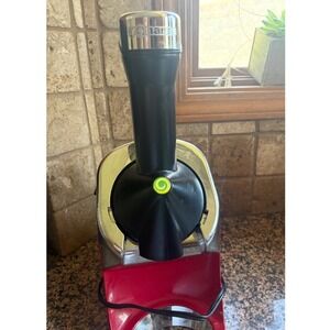 Yonanas Frozen Treat‎ Maker Dessert Fruit Soft Serve Machine Model IC0988RF13